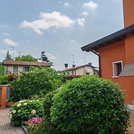 Nocleg ze śniadaniem Casa Di Chiara *
