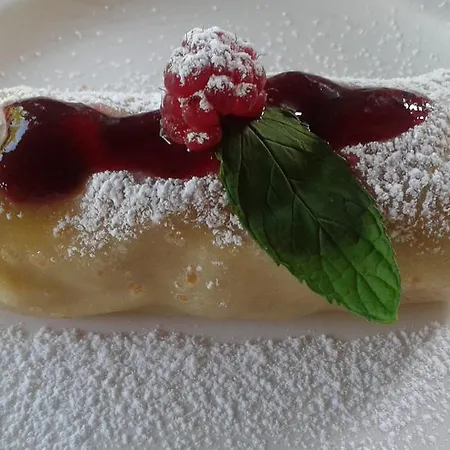 Casa Di Chiara Bed and Breakfast 4*
