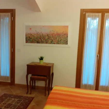 Casa Di Chiara Bed and Breakfast